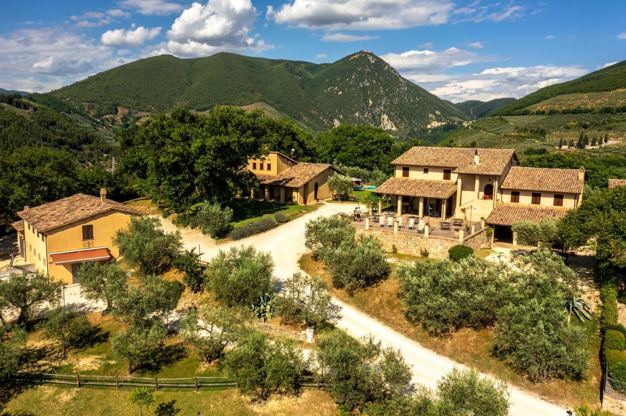 Agriturismo Le Vigne Foligno Eksteriør bilde