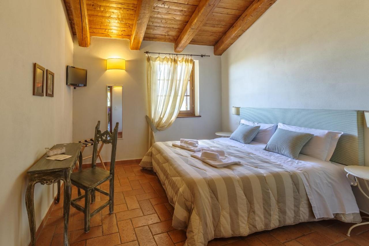 Agriturismo Le Vigne Foligno Eksteriør bilde