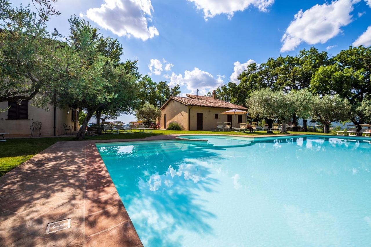 Agriturismo Le Vigne Foligno Eksteriør bilde