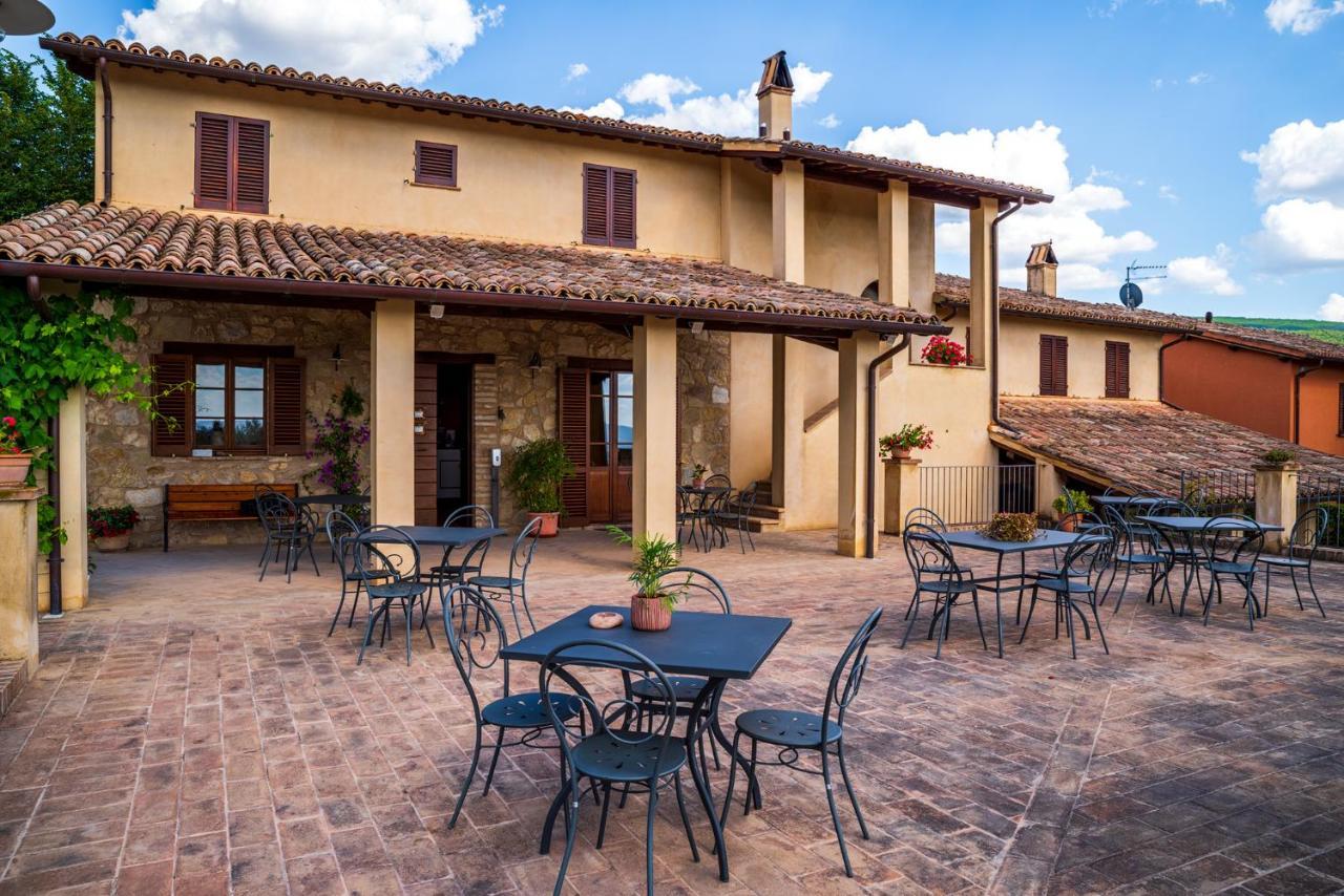 Agriturismo Le Vigne Foligno Eksteriør bilde