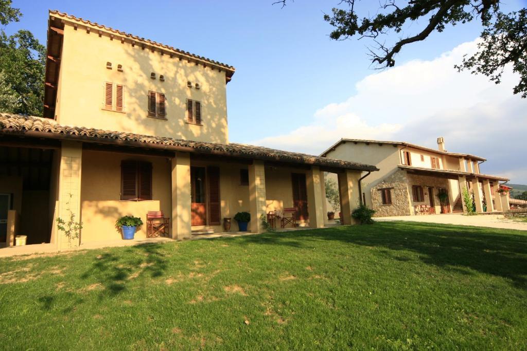 Agriturismo Le Vigne Foligno Eksteriør bilde